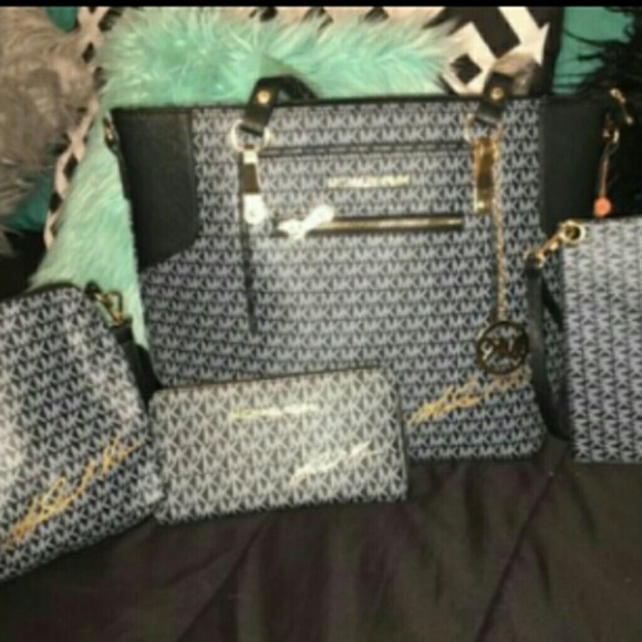 Michael Kors Handbags - MK 4 piece handbag set Michael Kors Handbags - MK 4 piece handbag set